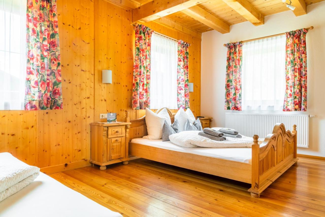 Oeko-Appartements Fallhaus Форстау Екстериор снимка