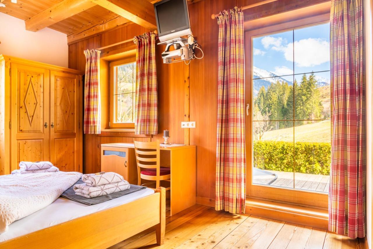 Oeko-Appartements Fallhaus Форстау Екстериор снимка